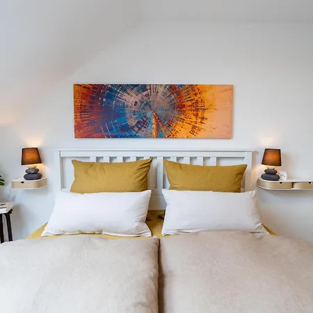 Schlossberg-domizil Mit Weitblick - Arbeitsplatz, Balkon, Netflix, Badewanne & Yogamatte شقة *