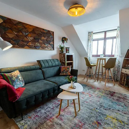 Schlossberg-domizil Mit Weitblick - Arbeitsplatz, Balkon, Netflix, Badewanne & Yogamatte شيمنيتز