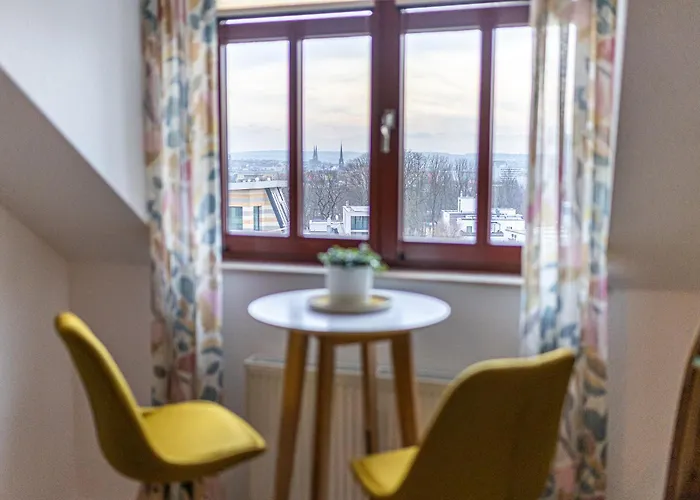 Schlossberg-domizil Mit Weitblick - Arbeitsplatz, Balkon, Netflix, Badewanne & Yogamatte