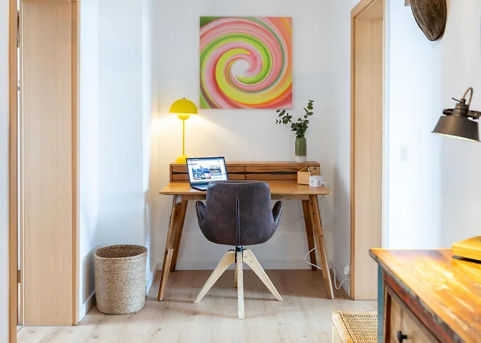 Apartment Schlossberg-domizil Mit Weitblick - Arbeitsplatz, Balkon, Netflix, Badewanne & Yogamatte *